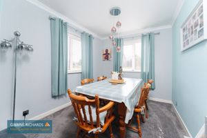 Dining Room- click for photo gallery